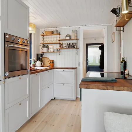 Holiday home Gorgeous In With Wifi